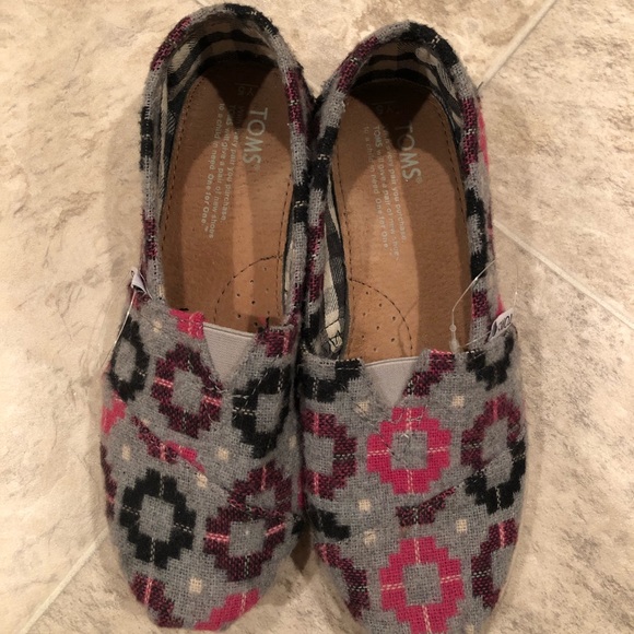 Toms Shoes - Toms youth shoes